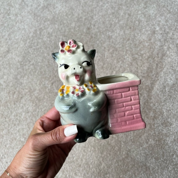 Vintage Ceramic Pig Planter Figurine - Picture 1 of 5